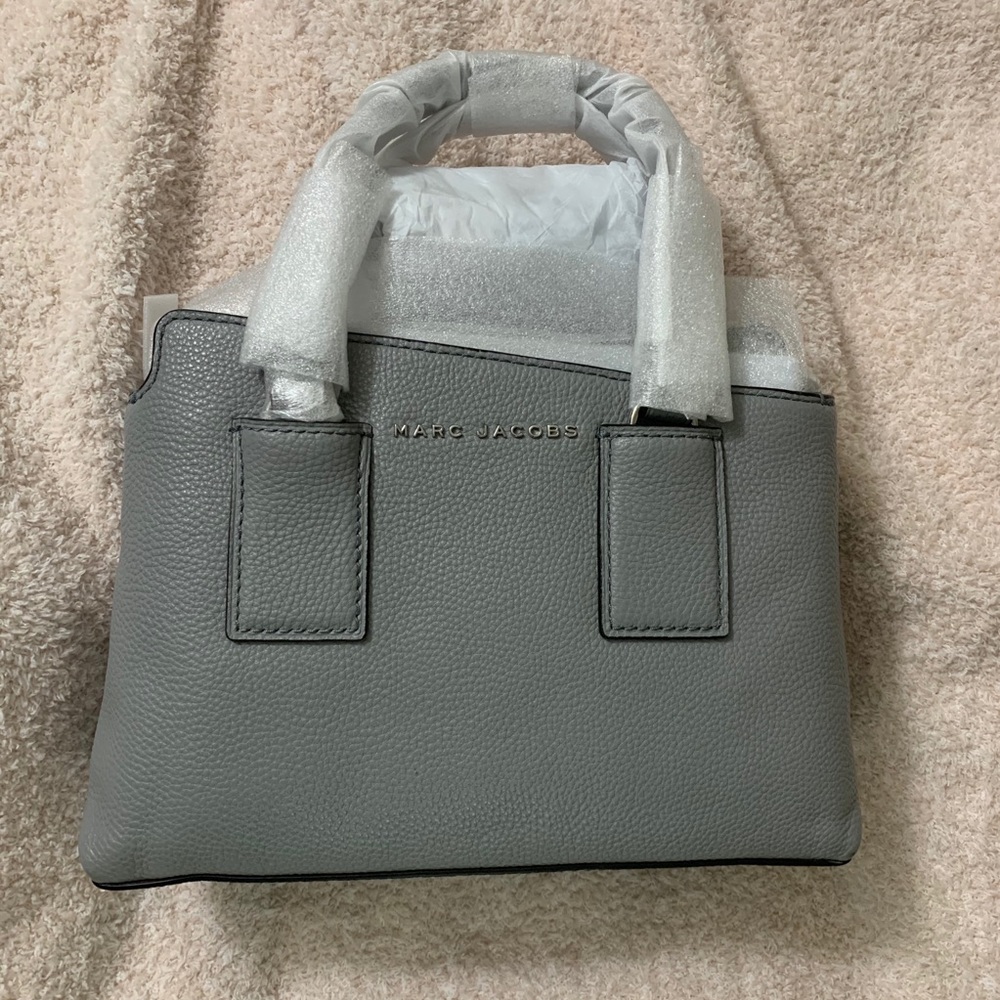 Brand new Marc JACOBS CROSSBODY